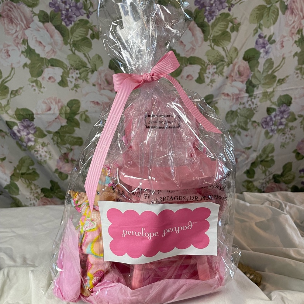 Penelope Peapod Pink Gift Set